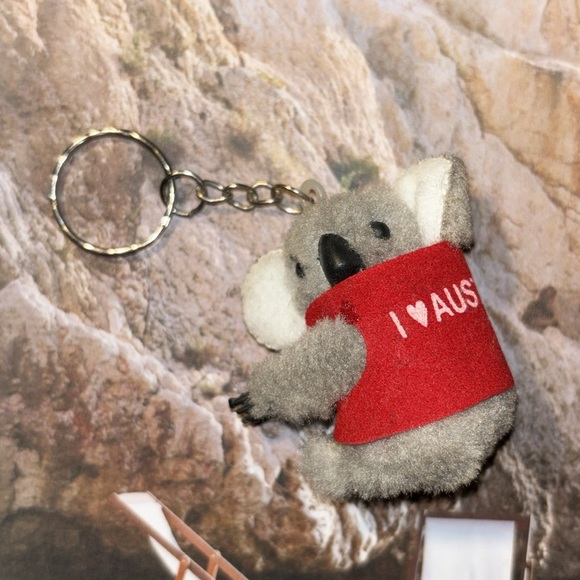 🐨 “I 🖤 Australia” Koala Keychain - Picture 4 of 4